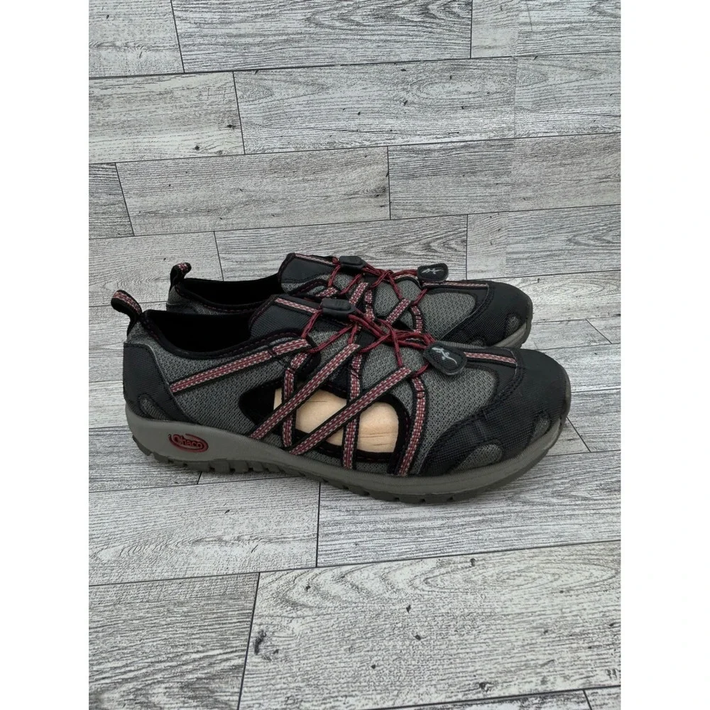 Chaco Kids Junior Outcross Water Shoes Black Grey Red Bungee Lacing Size 4 US